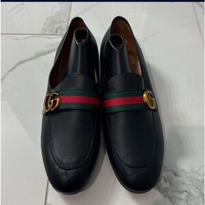 Men's Gucci Plain Leather Casual Loafers | Black